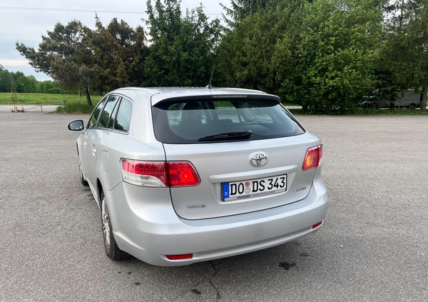 Toyota Avensis cena 33999 przebieg: 169980, rok produkcji 2009 z Tarnów małe 631